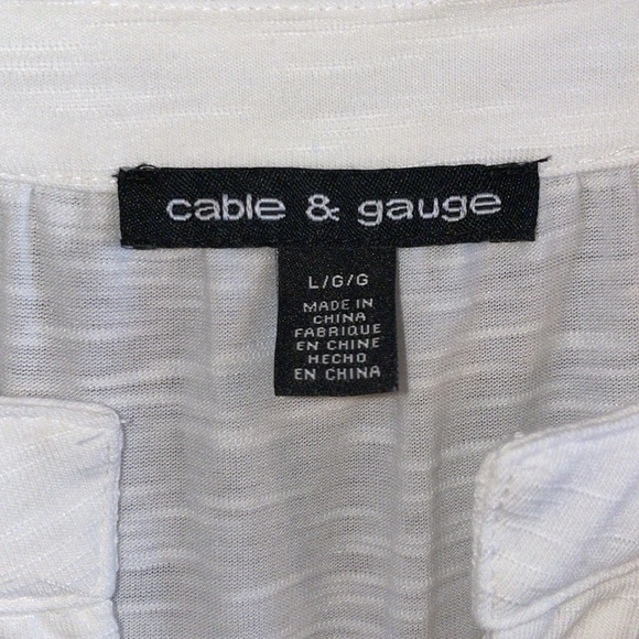 White Top - Picture 2 of 7